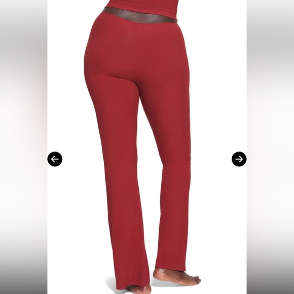 Skims Soft Lounge Ruched Pants In Brick - Picture 3 of 7
